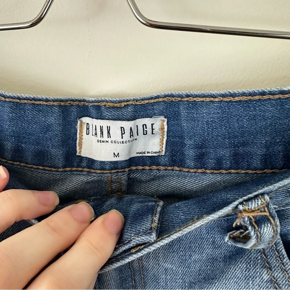 Blank Paige Distressed Blue Jeans Straight Slim Leg Size Medium Women's